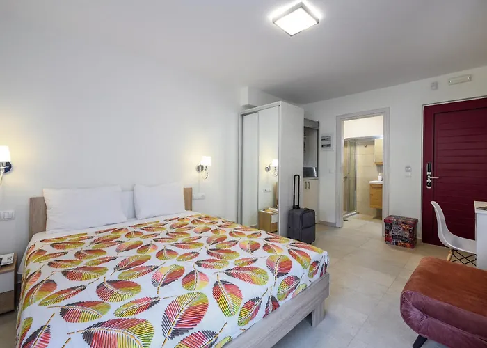 Elpiniki Luxury Aparthotel Nea Poteidaia