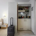 Elpiniki Luxury Nea Poteidaia