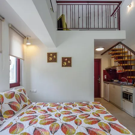 Elpiniki Luxury Nea Poteidaia