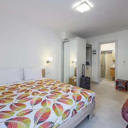 Elpiniki Luxury Apartahotel Nea Poteidaia