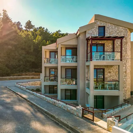 Aparthotel Elpiniki Luxury Nea Poteidaia