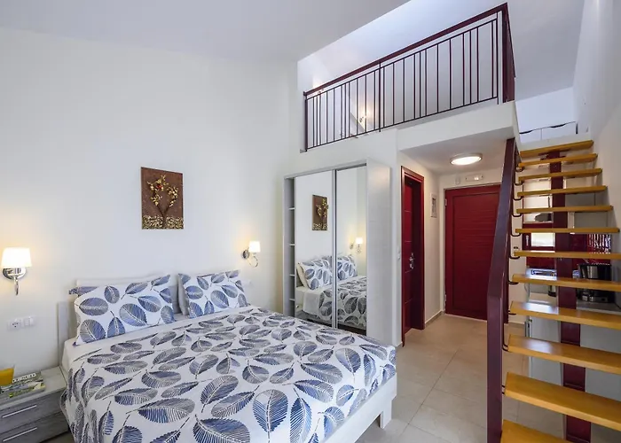 Apart Otel Elpiniki Luxury