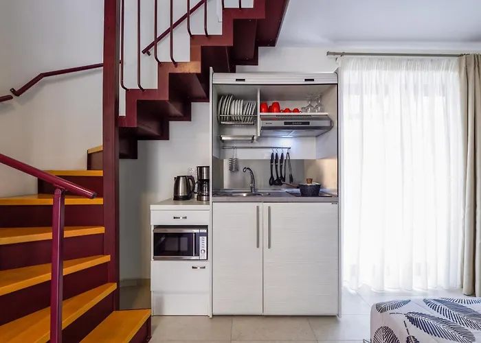 Elpiniki Luxury