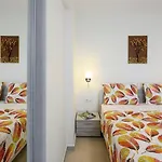 Elpiniki Luxury 4*