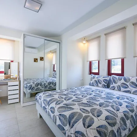Elpiniki Luxury Apart-hotel Nea Poteidaia