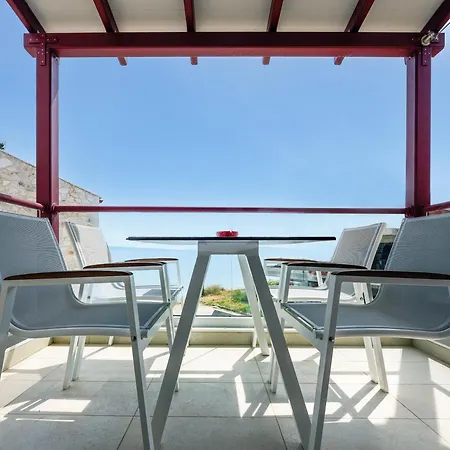 Aparthotel Elpiniki Luxury *