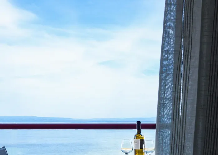 Elpiniki Luxury 4* Nea Poteidaia