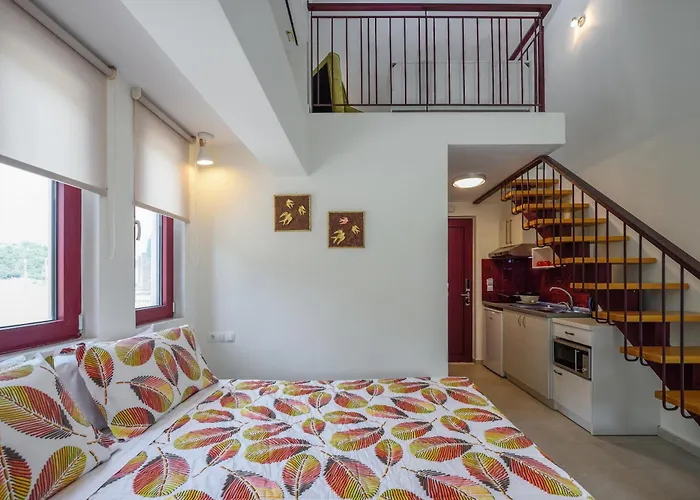 Elpiniki Luxury Nea Poteidaia