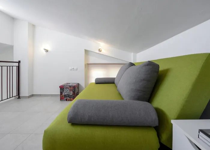 Lejlighedshotel Elpiniki Luxury 4*